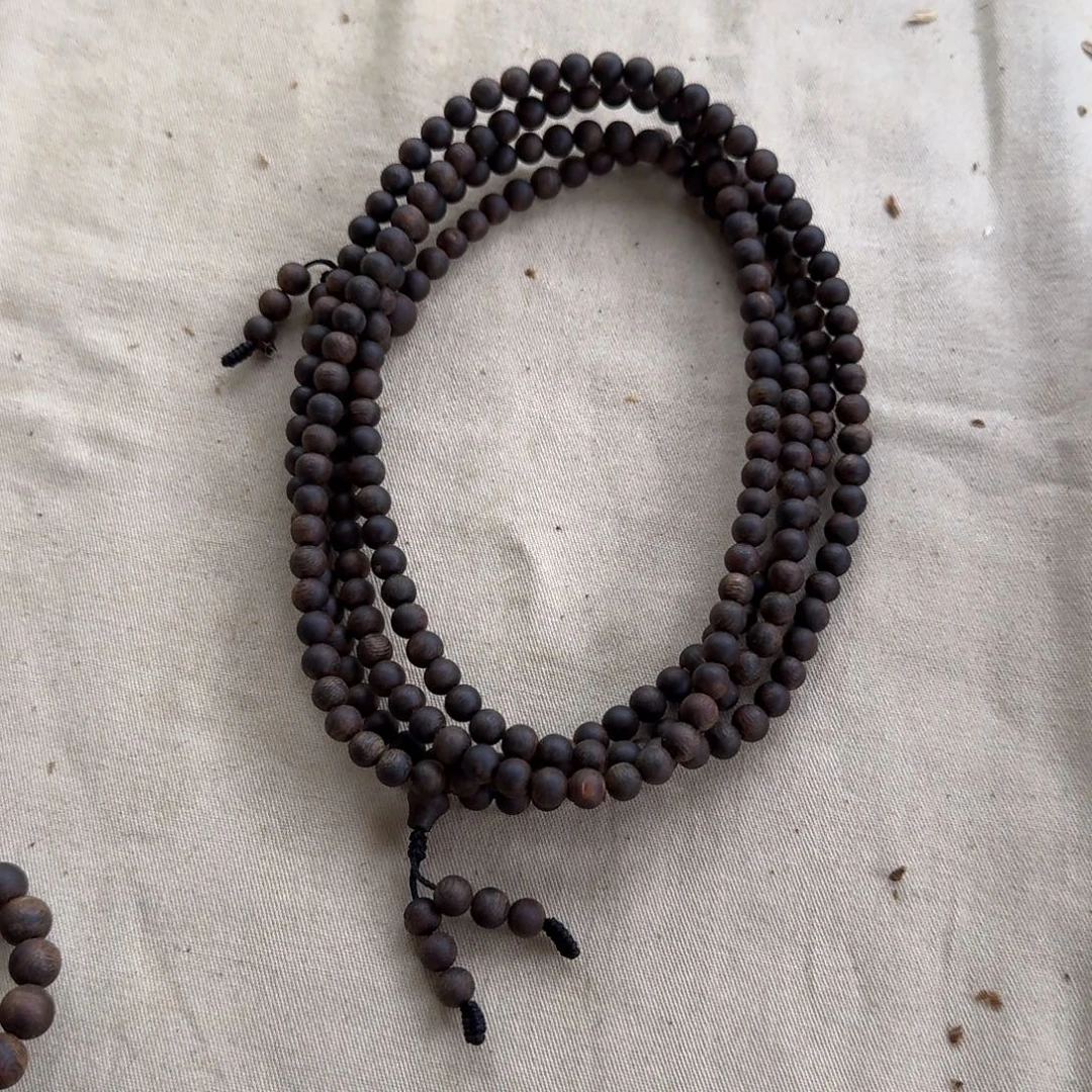 沉香手串绿奇楠沉水多圈约0.6-17多样性发一条