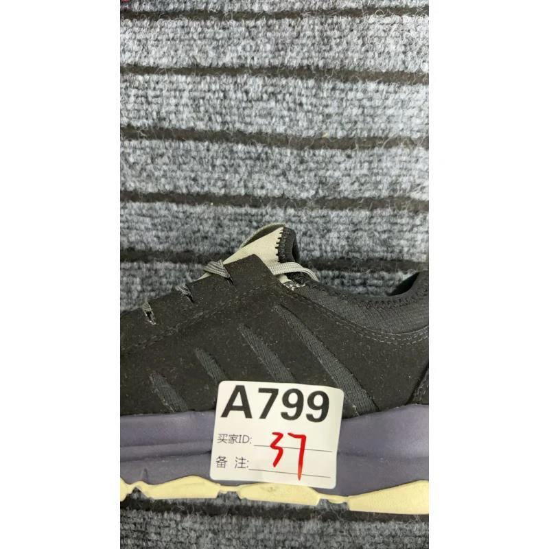 男女户外休闲鞋a799