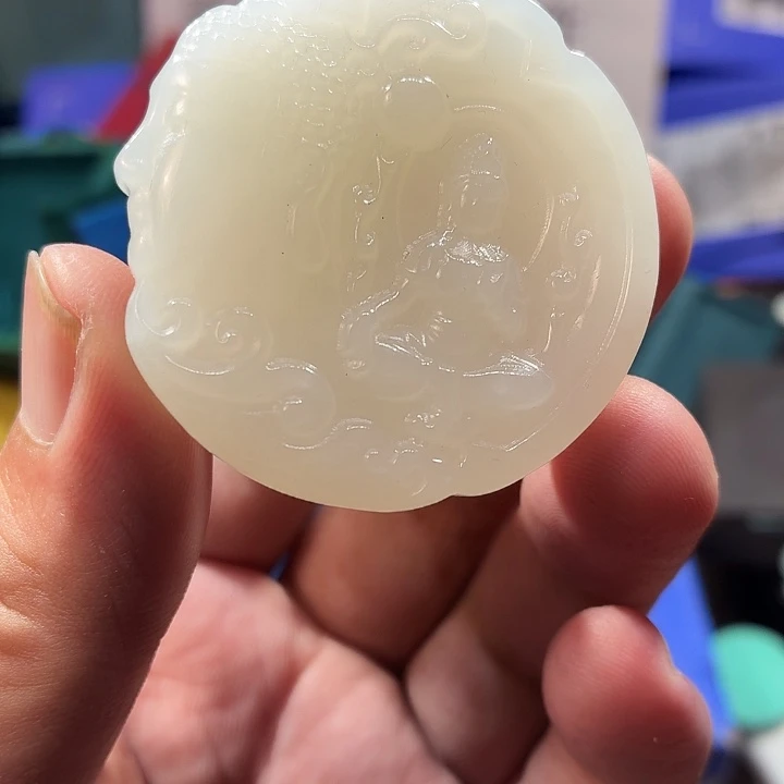 颈饰未镶嵌和田玉（糖玉）