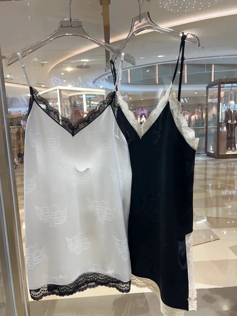 设计师款2025春新品蕾丝边小怪兽印花叠穿吊带连衣裙上衣女
