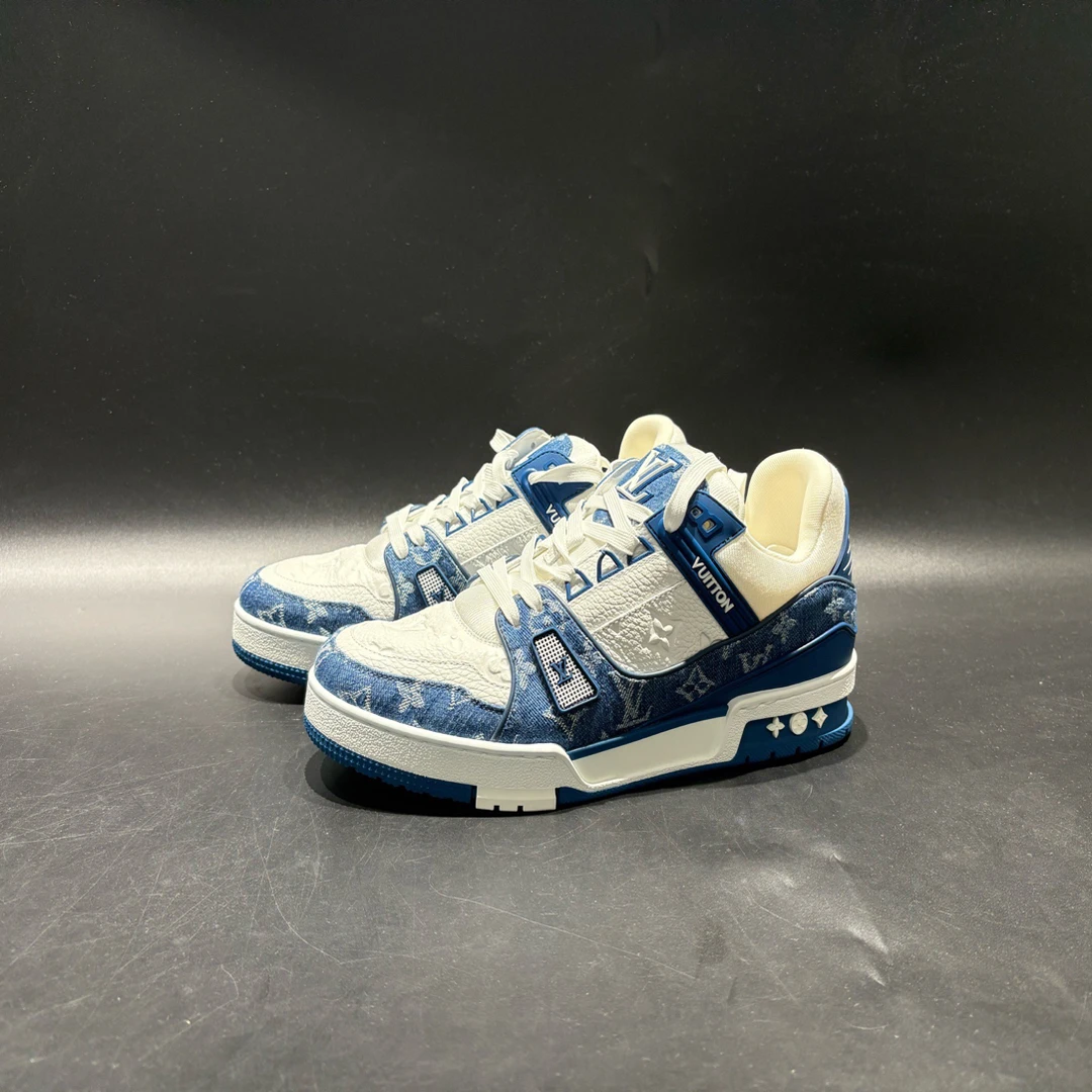 未使用 LouisVuitton/路易威登 牛仔/43.5码/鞋底有摆柜痕迹/5350