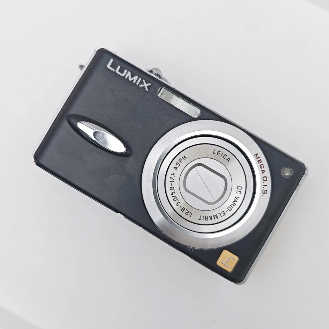 9新 Panasonic/松下 fx8 热门 500万像素3倍变焦ccd复古相机