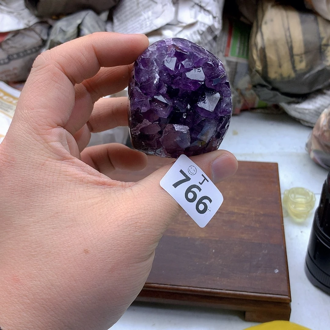 紫晶大型摆件（非配饰）未镶嵌