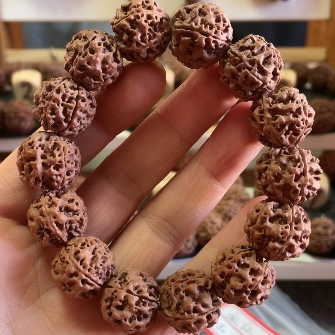 金刚菩提吊坠血红