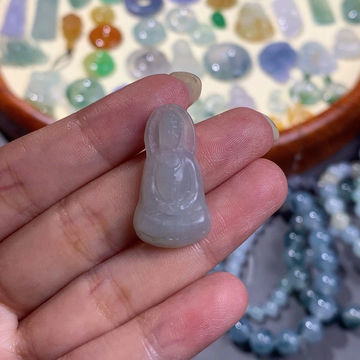 未镶嵌定制翡翠观音
