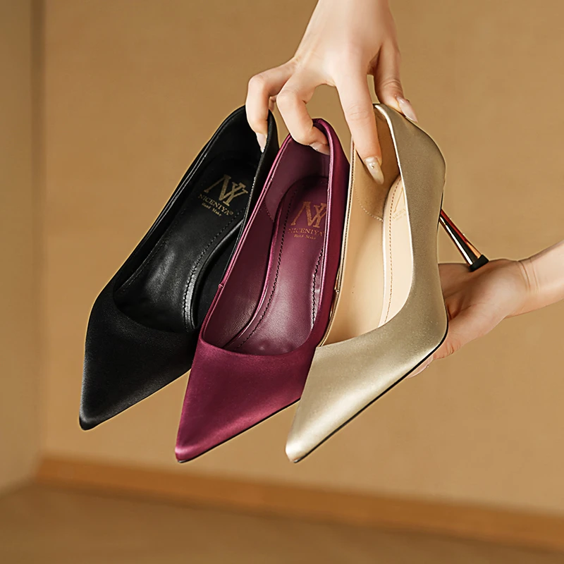 （跟高7.5cm）2025绸面婚纱日常两穿法式细跟简约高跟鞋