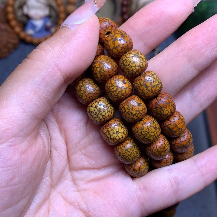 星月菩提吊坠呢*菩提