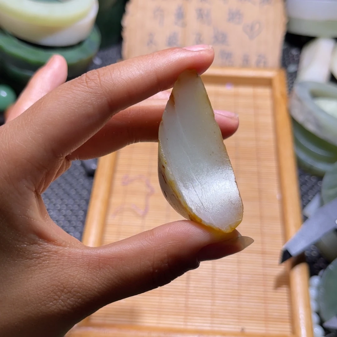 未镶嵌和田玉挂件西***哥