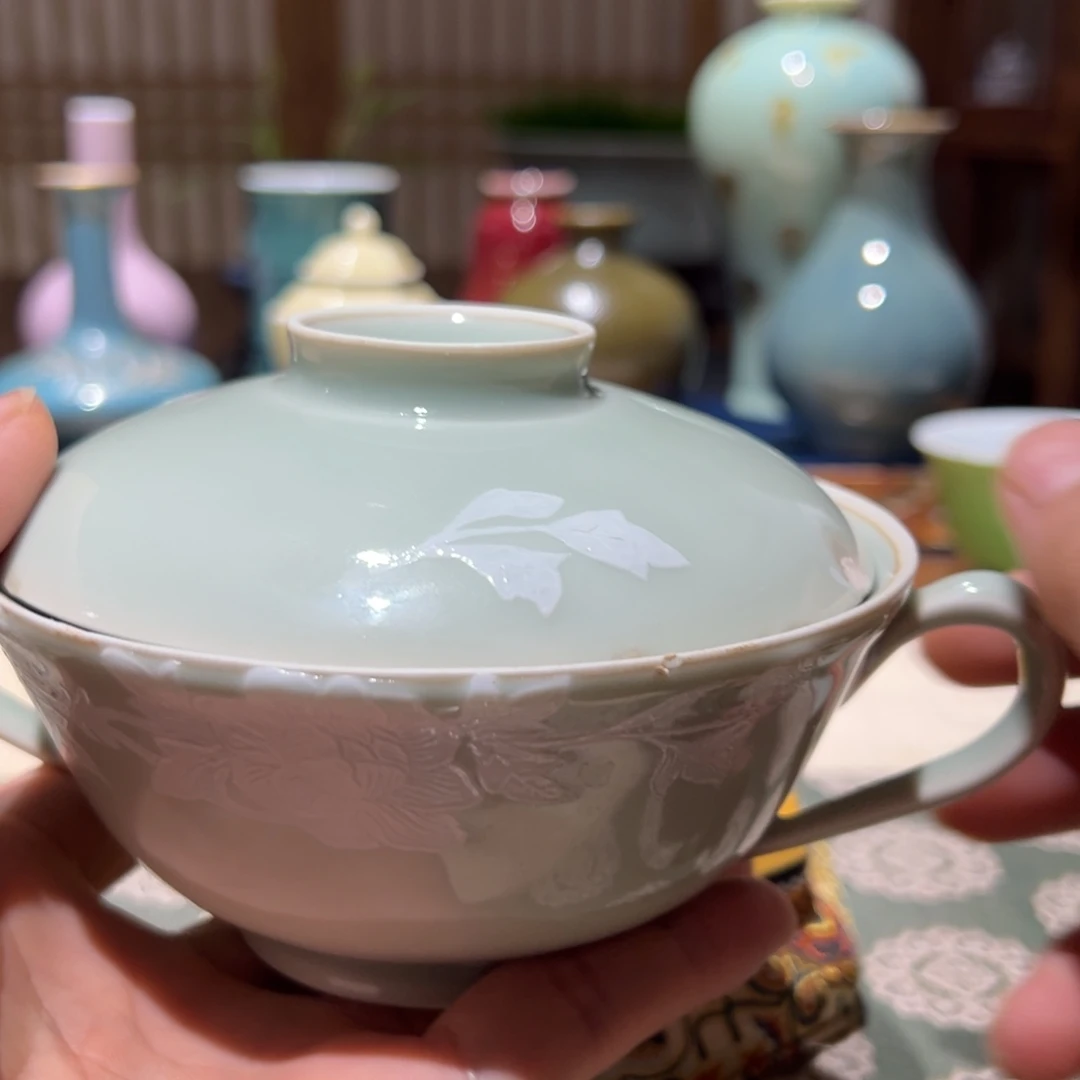 若***鹰景德镇陶瓷艺术品