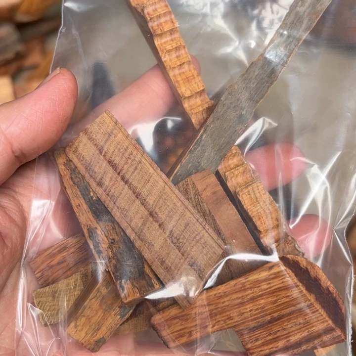 z***g黄花梨降香黄檀熏香料