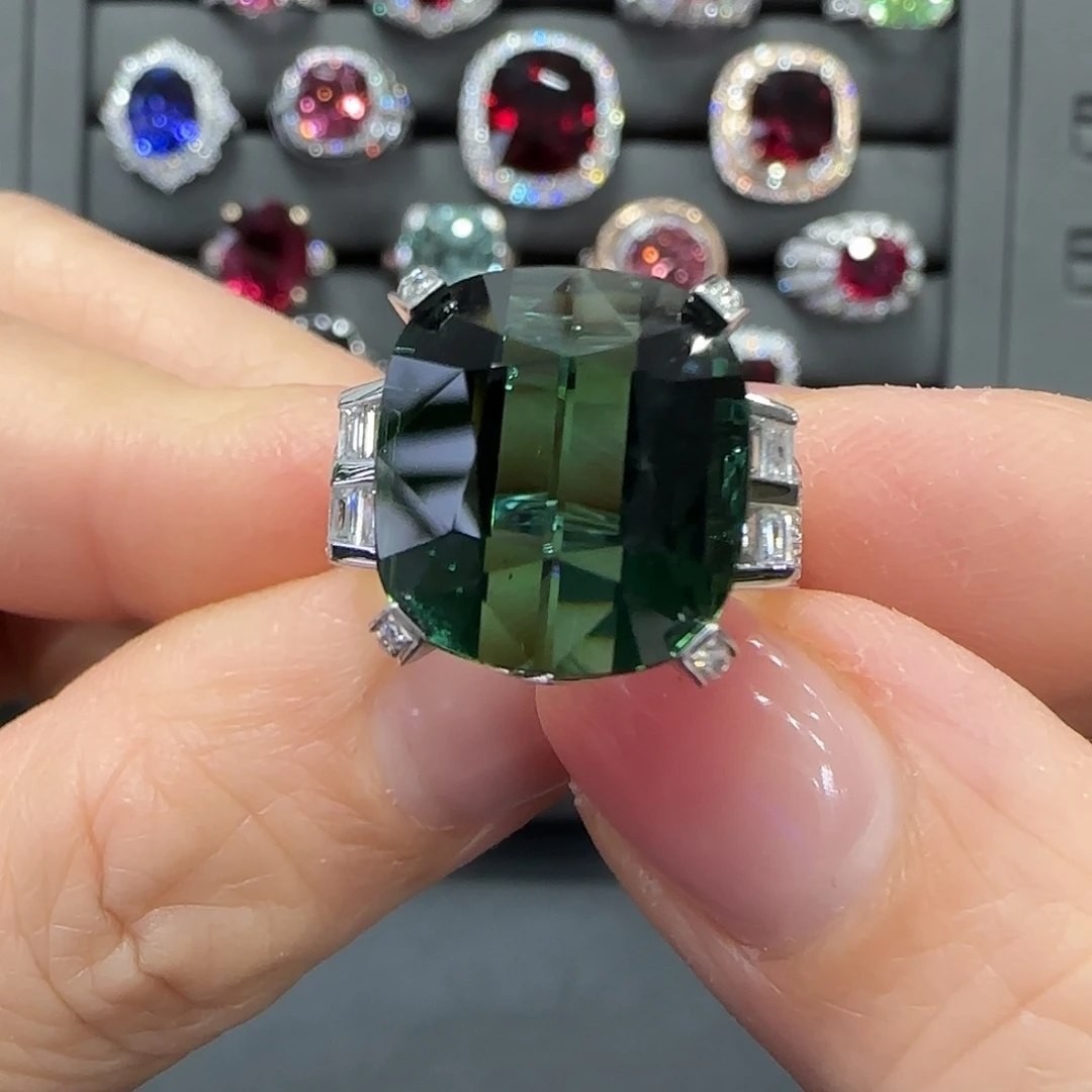 碧玺18K金镶嵌戒指12.75ct