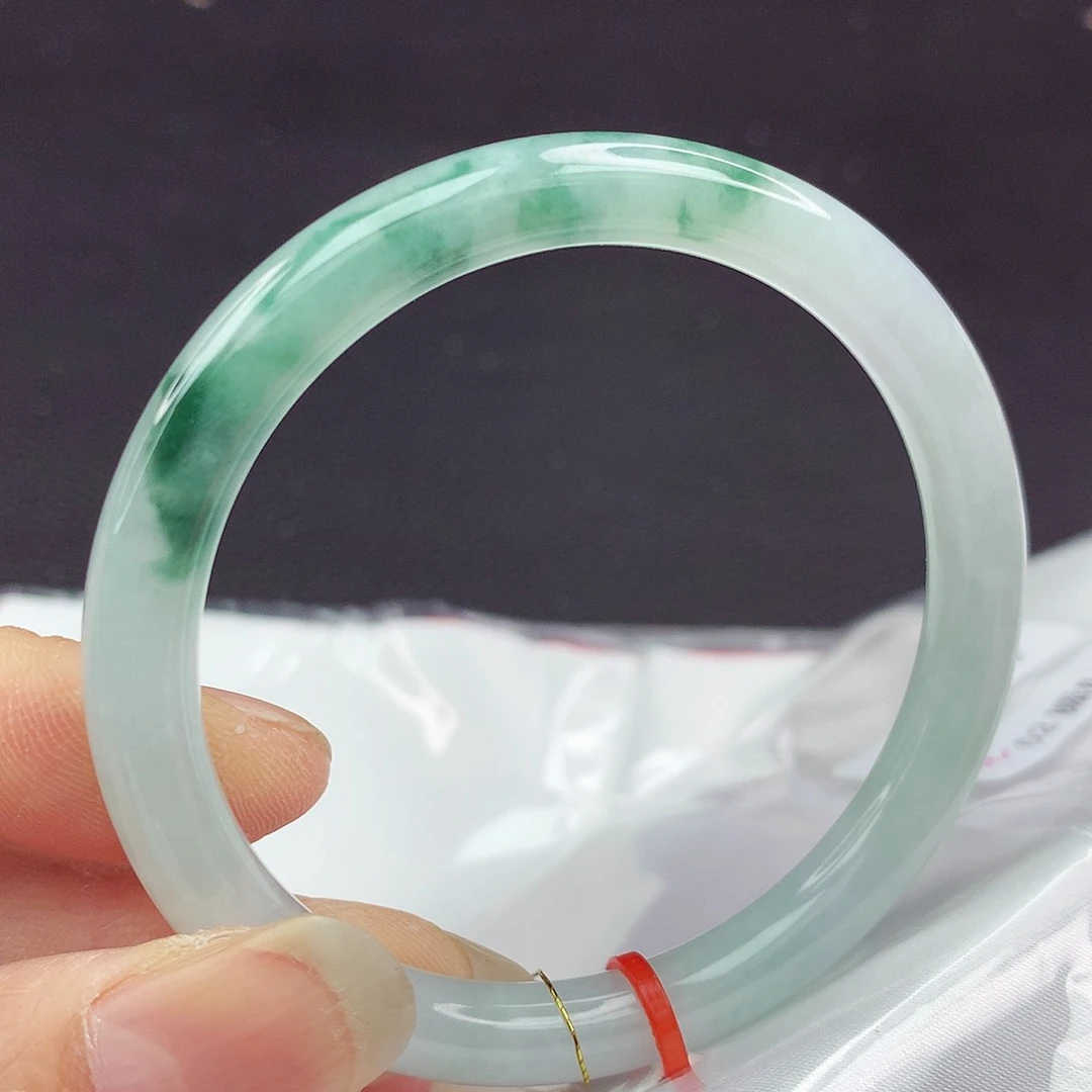 翡翠手镯未镶嵌52圆009