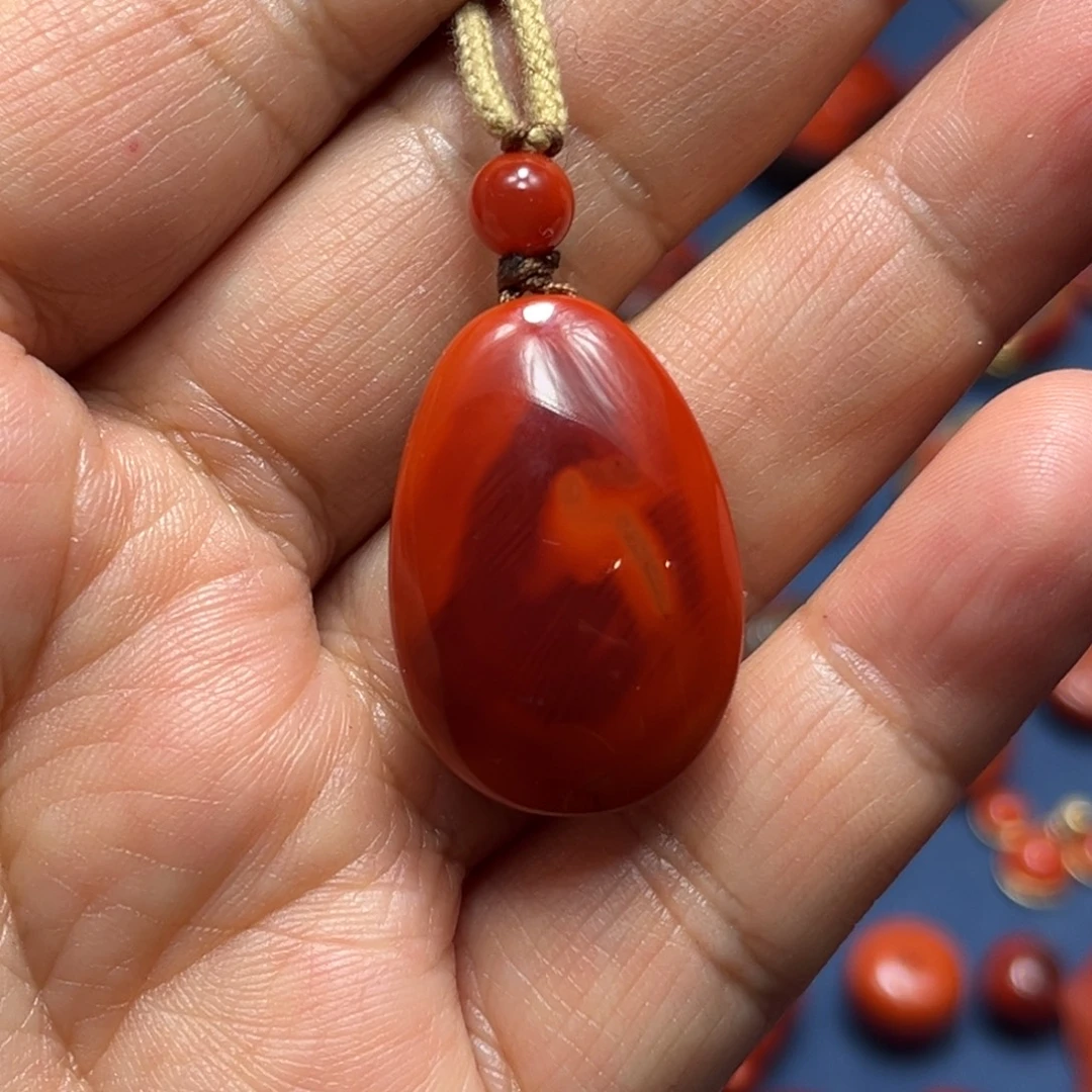 南红玛瑙未镶嵌颈饰