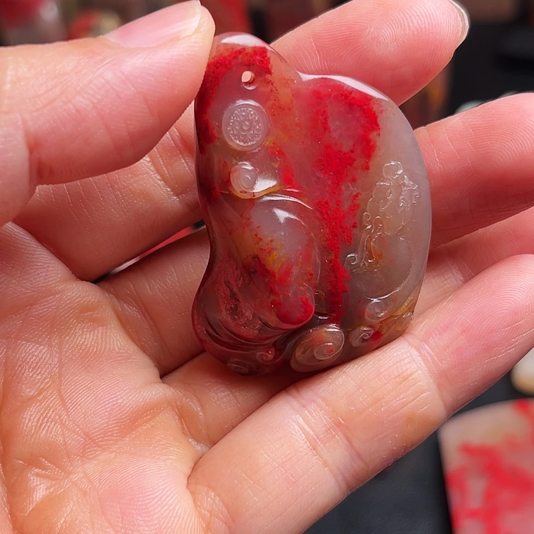 昌化石其他鸡血石挂件