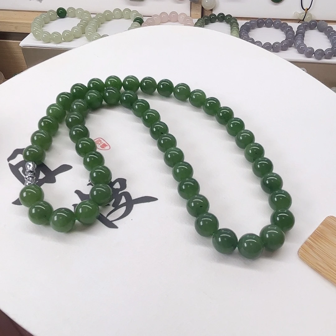 木***木颈饰未镶嵌和田玉