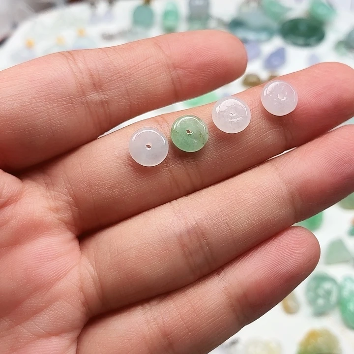 不***忘颈饰未镶嵌翡翠平安扣