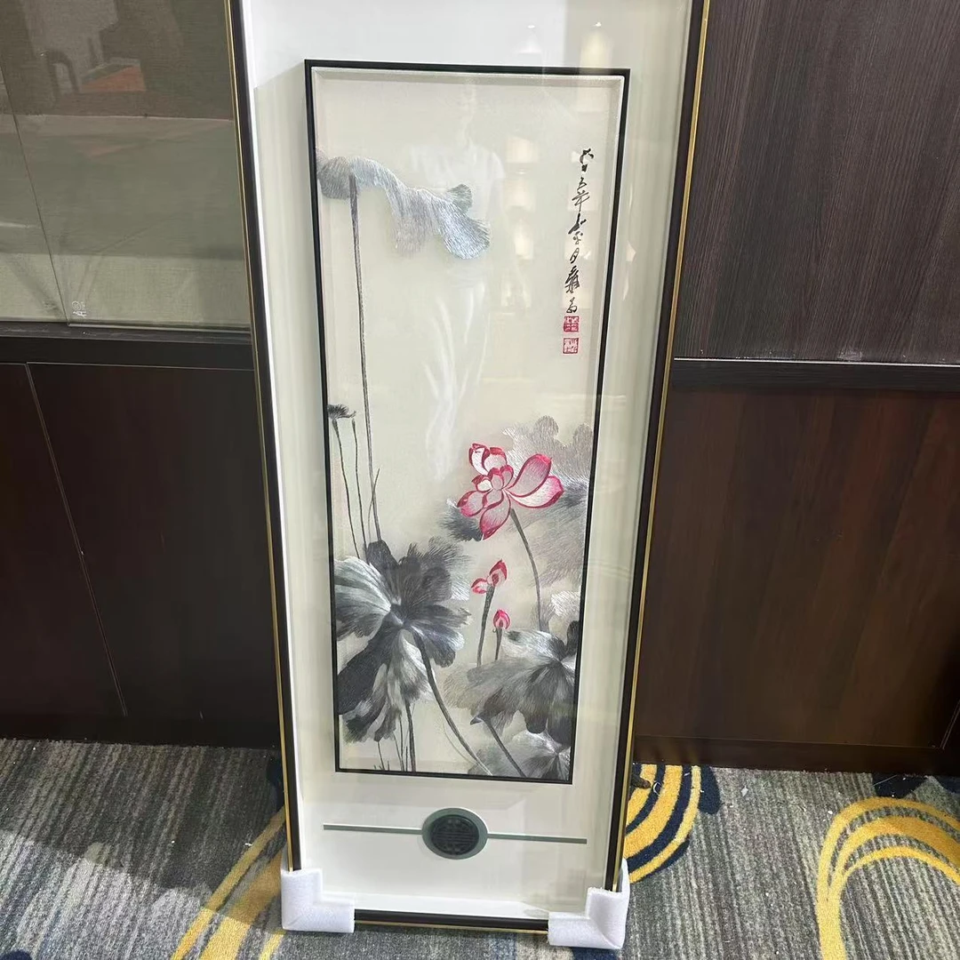 中国苏州苏绣荷花纹