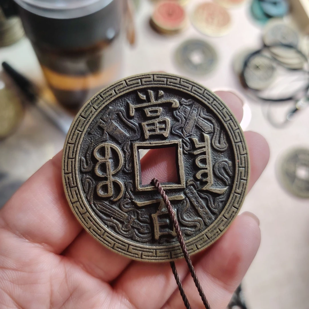 现代仿制铜工艺品刻花当百