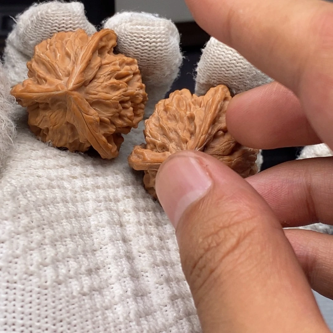 文玩核桃把件全品盘山奔