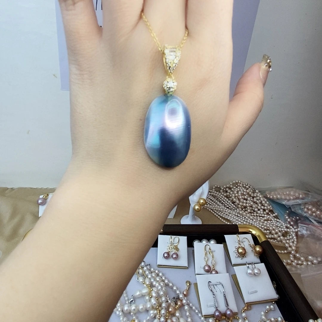 淡水珍珠合金吊坠(赠链)