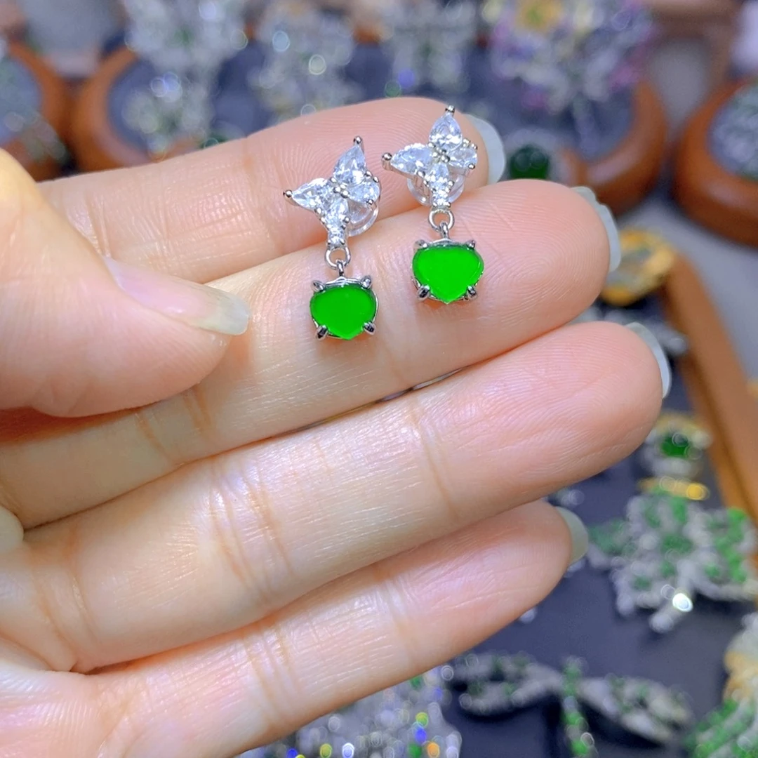 翡翠颈饰银S925镶嵌天然翡翠