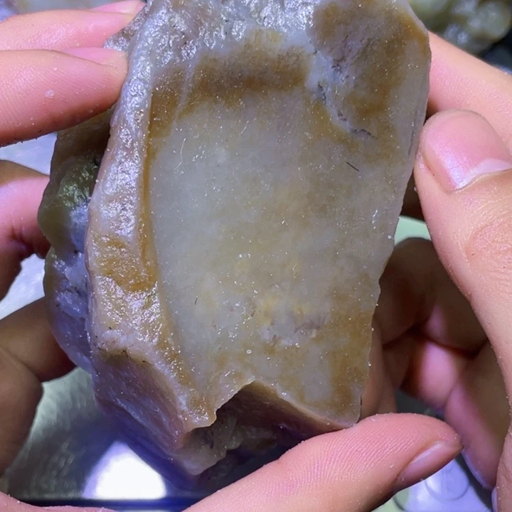 和田玉（糖玉）未镶嵌珠宝半成品