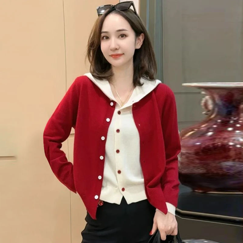 韩版简约通勤拼接撞色亮肤长袖上衣秋冬小众耐看单排扣针织开衫女