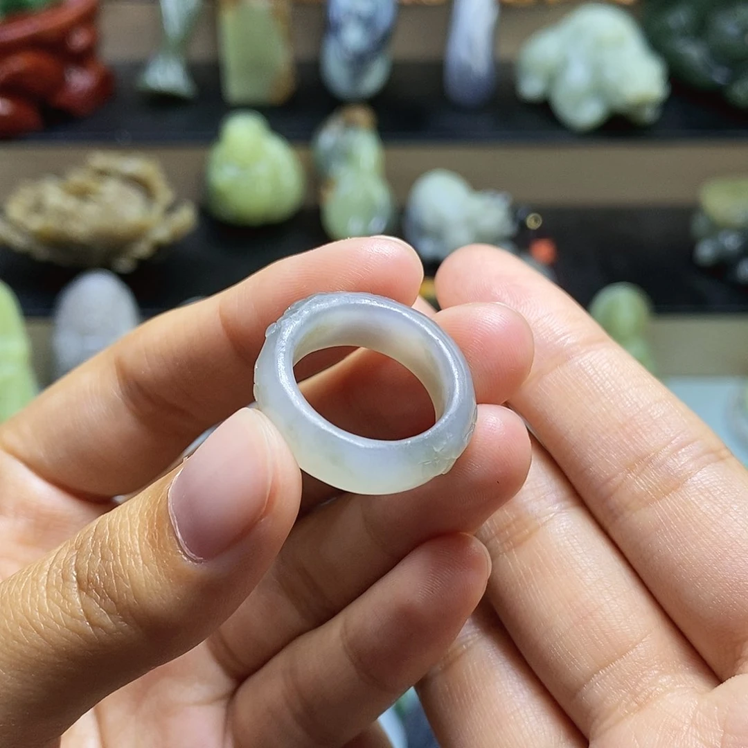 【闪购商品】颈饰未镶嵌和田玉雨*