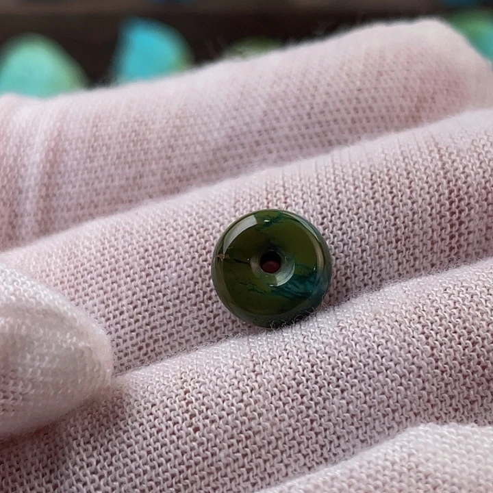 绿松石未镶嵌原矿