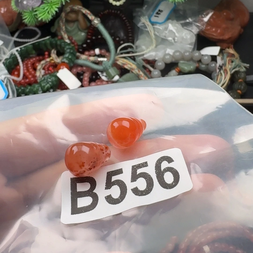 未镶嵌南红玛瑙珠宝奇石