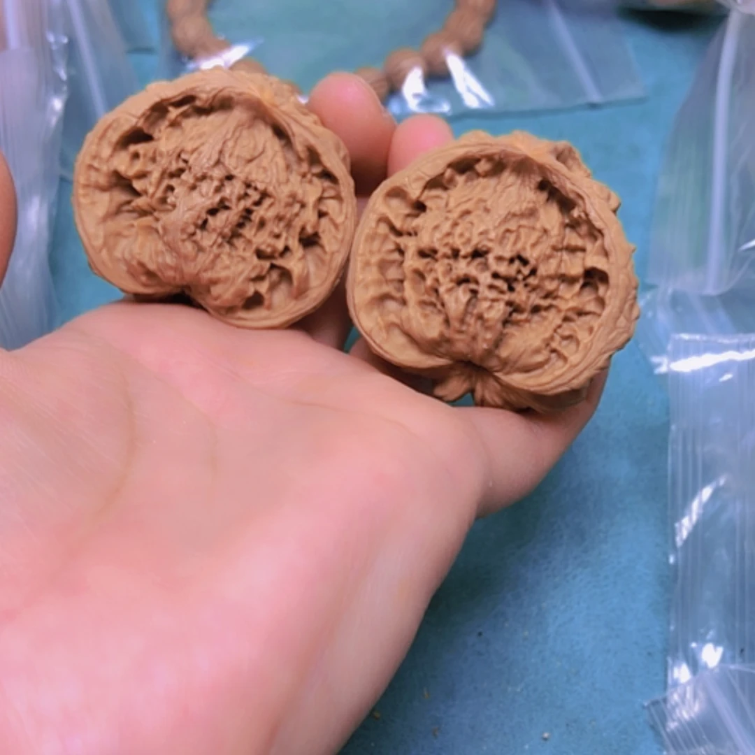 【闪购商品】摆件核桃43蛇头修尖