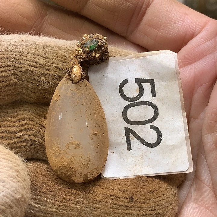 未镶嵌和田玉挂件