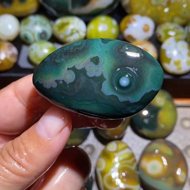 未镶嵌玛瑙/玉髓珠宝半成品100