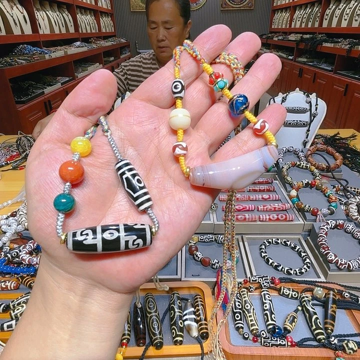 未镶嵌玛瑙/玉髓珠宝奇石