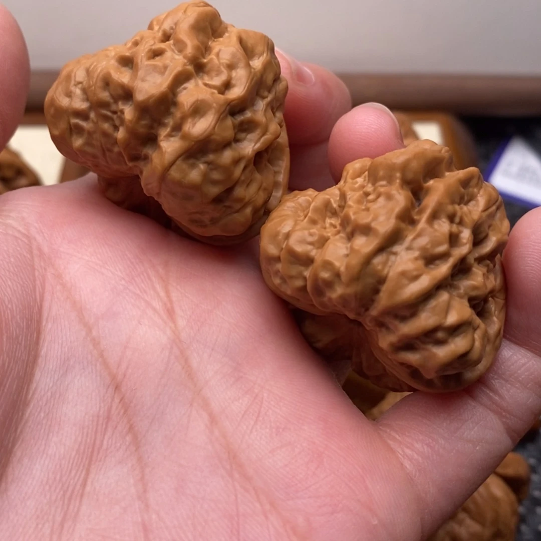 【闪购商品】把件文玩核桃三角蛙边36左右