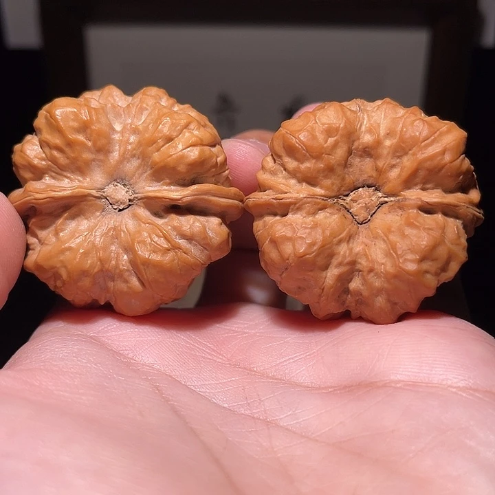 三***皮把件核桃蛤蟆头