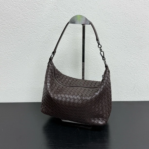 95新 BOTTEGA VENETA/葆蝶家 乌木棕深棕色编织小号饭盒25腋下包