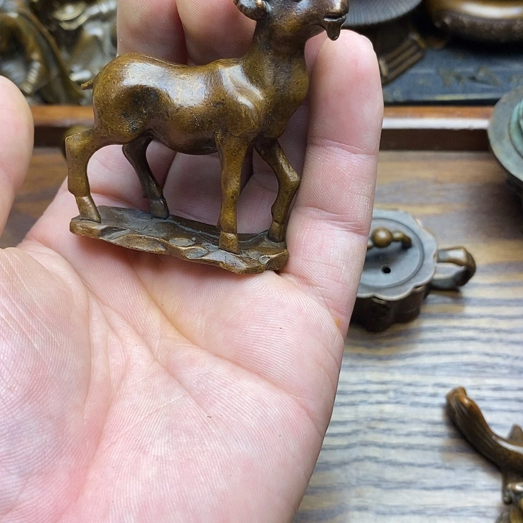 铜器精美摆件商品