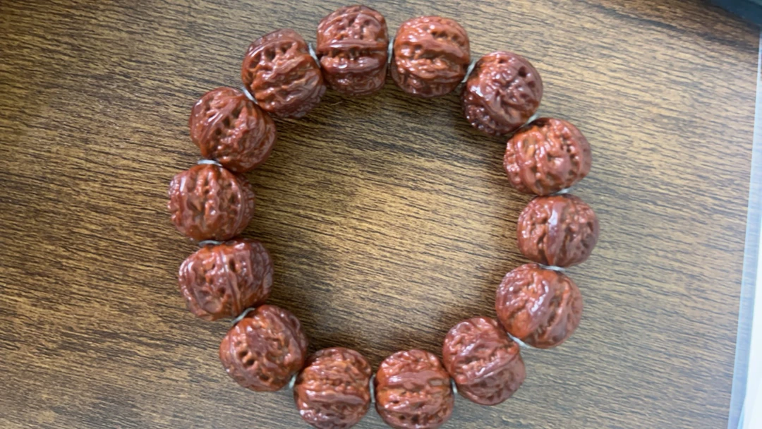 方肚秋子核桃手串