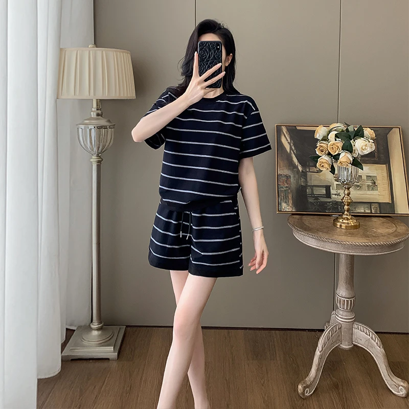 网红洋气炸街女装夏季新款韩版条纹圆领短袖短裤休闲运动套装潮