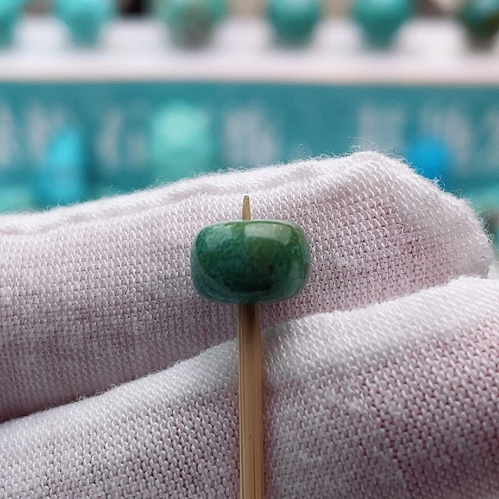 未镶嵌绿松石配饰8.9