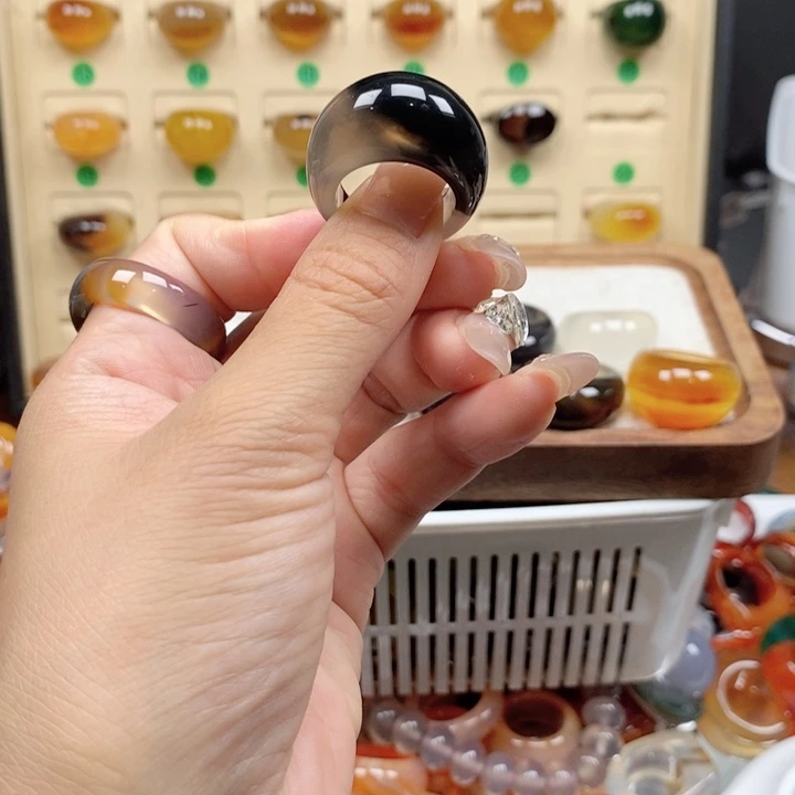 合金戒指玛瑙/玉髓大**烤