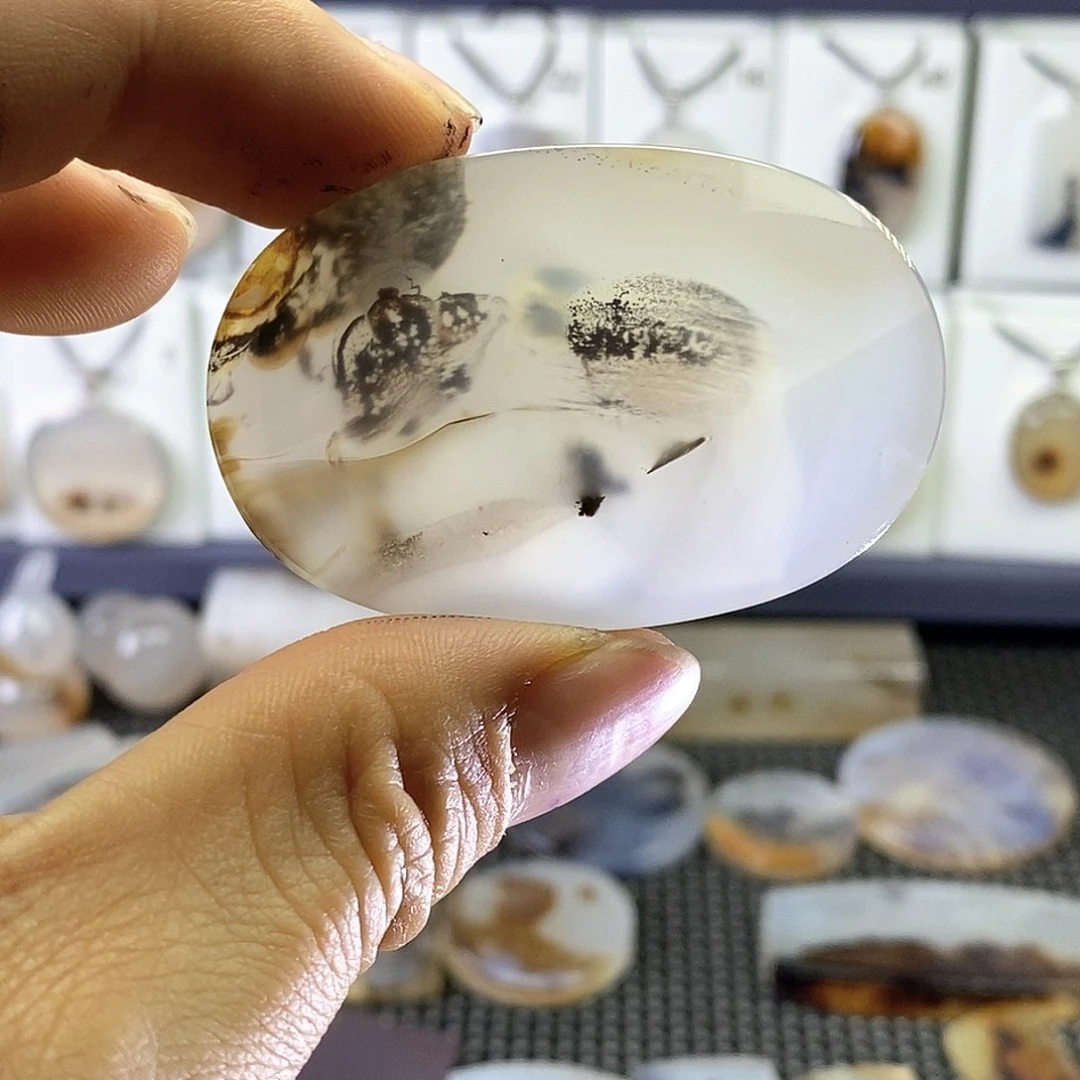 未镶嵌玛瑙/玉髓珠宝奇石萧****藏