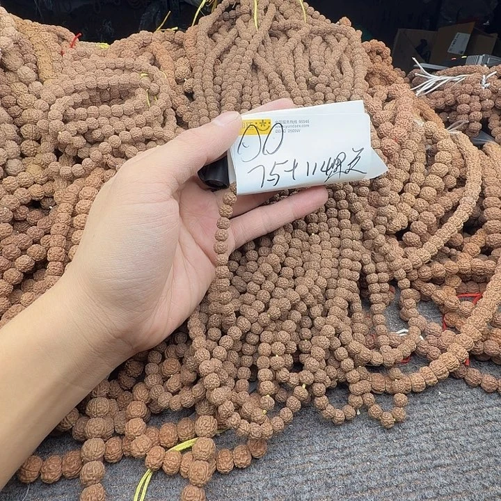 吊坠金刚菩提饕餮大餐7.5+114颗保手持没有钢丝刷