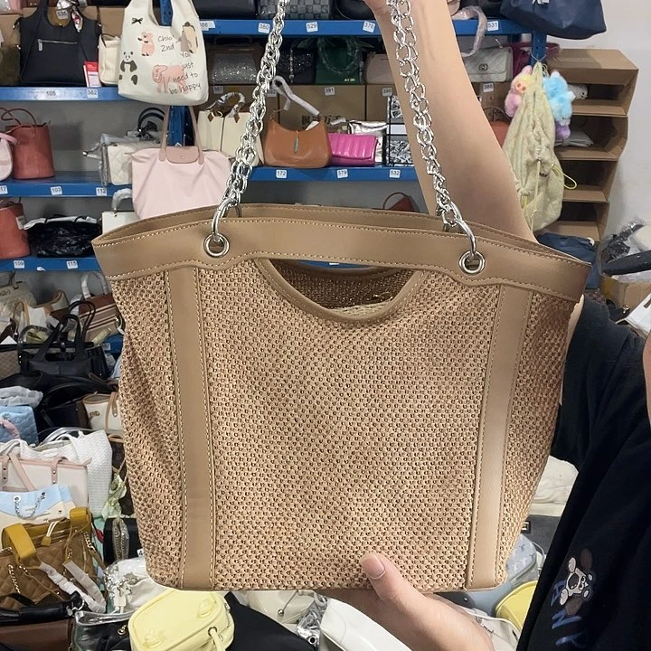 蚕丝健健康康平平安安