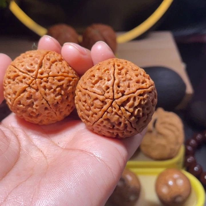 桃核把件五瓣金刚菩提