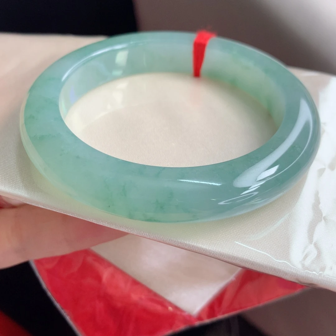 未镶嵌手镯翡翠，57号