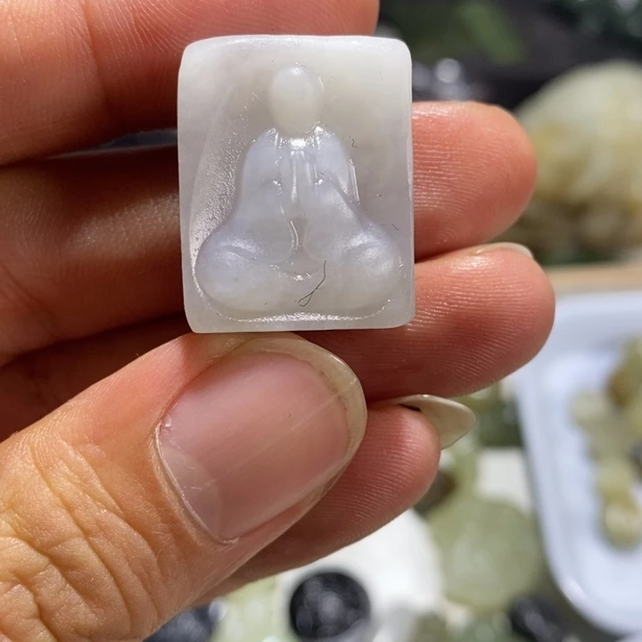 小***來和田玉未镶嵌车挂