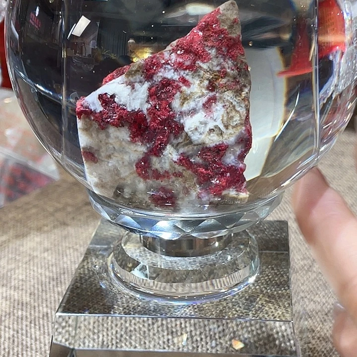 天然辰砂朱砂水晶球