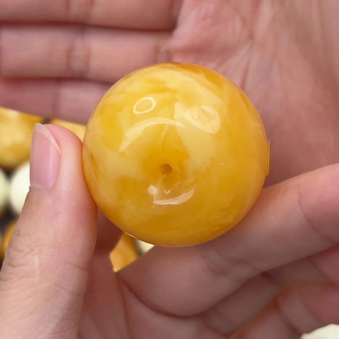 雨***文蜜蜡未镶嵌裸石墩子